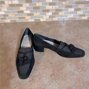 Talbots suede stretch tassle loafers
